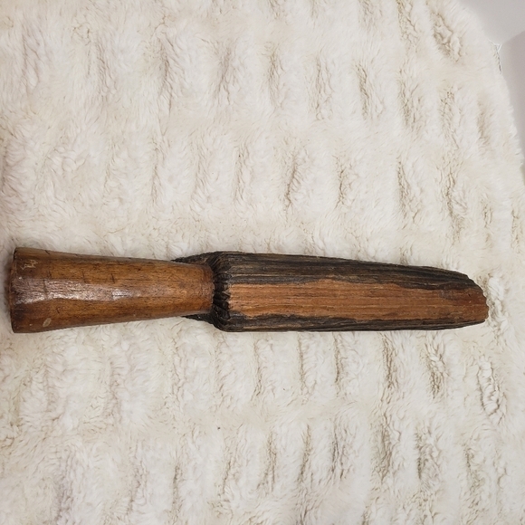 vintage Hand Carved Wood Tiki Totem Style Bearded Man Sculptural Art 15" Tall - Picture 7 of 8